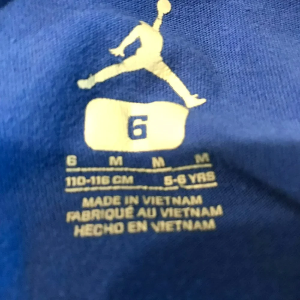 Nike Air Jordan Kids Size 5-6 Years Short Sleeve Pullover Crew Neck Tee Blue - Picture 3 of 7